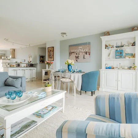 Appartement Le Parc De La Ronceray 7 - L'horizon By Interhome